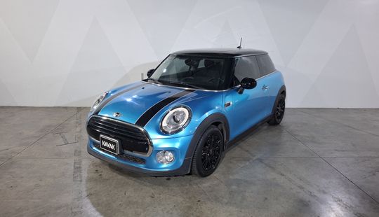 Mini • Cooper