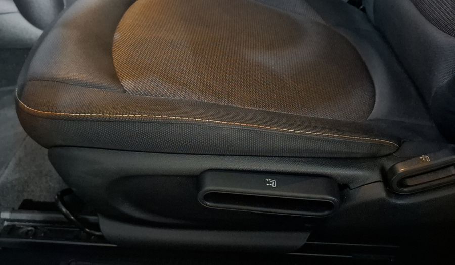 Mini Cooper 1.5 COOPER CHILI AUTO Hatchback 2018