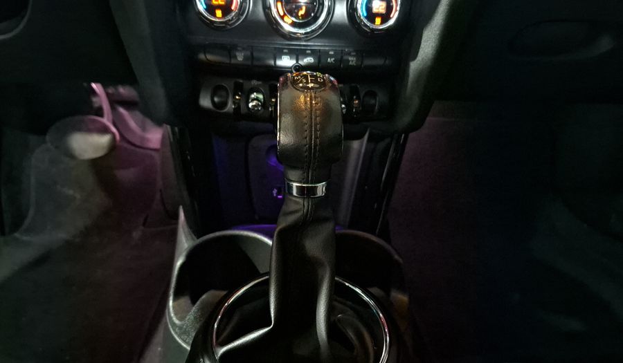 Mini Cooper 1.5 COOPER CHILI AUTO Hatchback 2018
