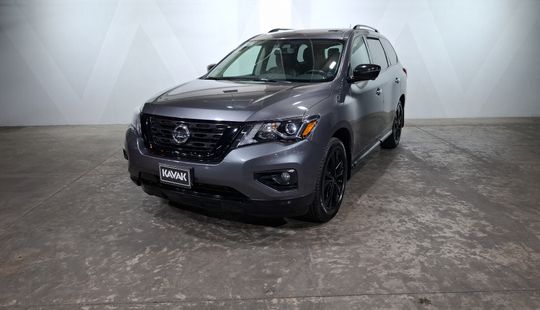 Nissan • Pathfinder
