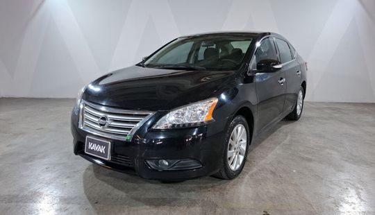 Nissan • Sentra