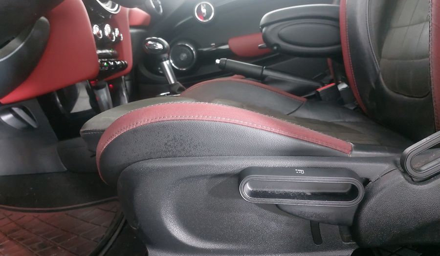 Mini John Cooper Works 2.0 JOHN COOPER WORKS HOT CHILI Hatchback 2018