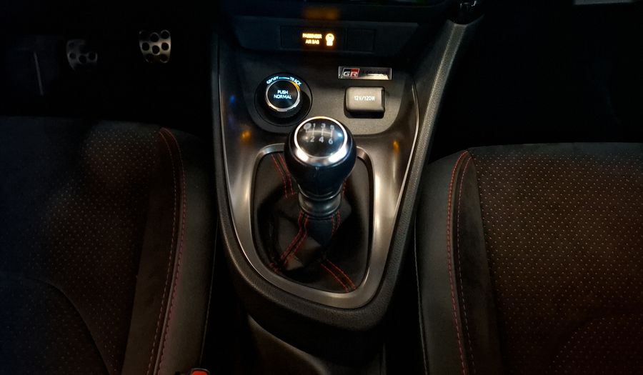 Toyota Yaris 1.6 GR LAUNCH EDITION 4WD Hatchback 2022
