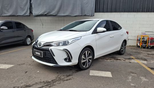 Toyota • Yaris