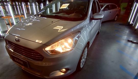 Ford • Ka