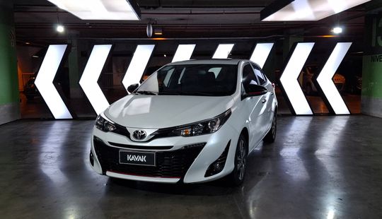 Toyota • Yaris