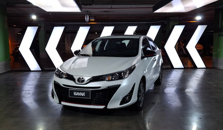 Toyota Yaris 1.5 S CVT Hatchback 2021