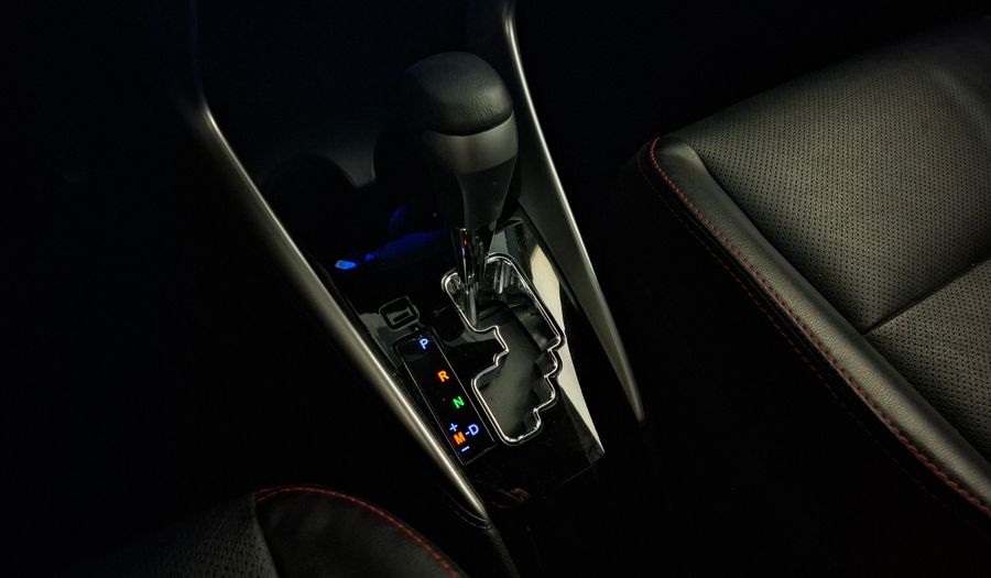 Toyota Yaris 1.5 S CVT Hatchback 2021