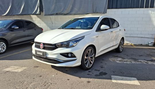 Fiat • Cronos