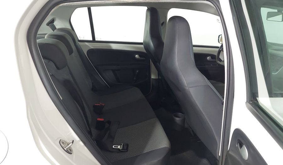 Volkswagen Up MPI MOVE UP Hatchback 2017