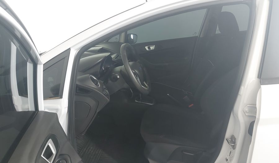 Ford Fiesta SE PLUS HATCH Hatchback 2017
