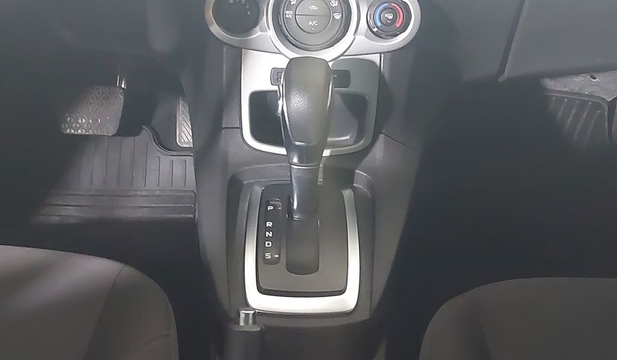 Ford Fiesta SE PLUS HATCH Hatchback 2017