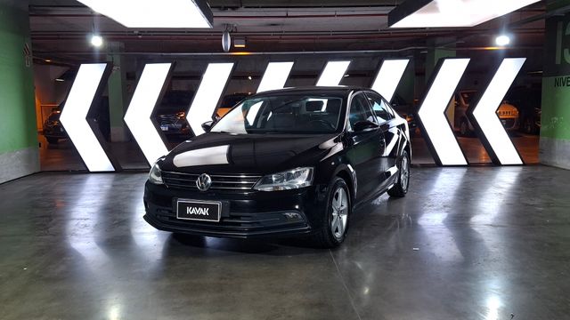 Volkswagen • Vento