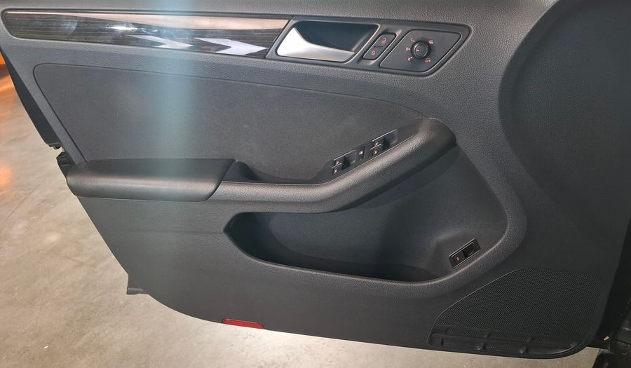 Volkswagen Vento 1.4 TSI DSG COMFORTLINE Sedan 2017