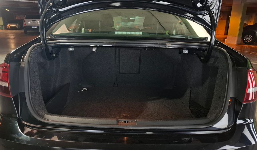 Volkswagen Vento 1.4 TSI DSG COMFORTLINE Sedan 2017