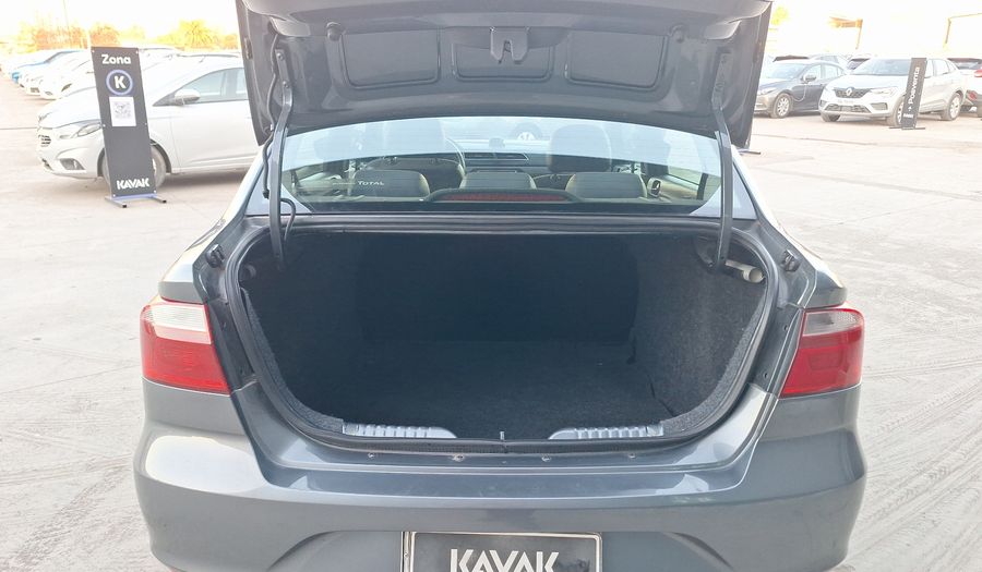 Volkswagen Voyage 1.6 TRENDLINE Sedan 2019