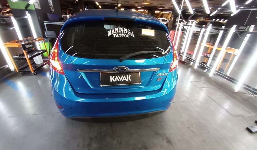 Ford Fiesta Kinetic Design 1.6 16V TITANIUM Hatchback 2013