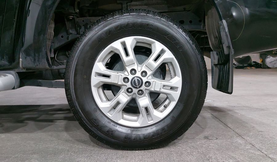 Nissan Frontier 2.5 LE AUTO Pickup 2024
