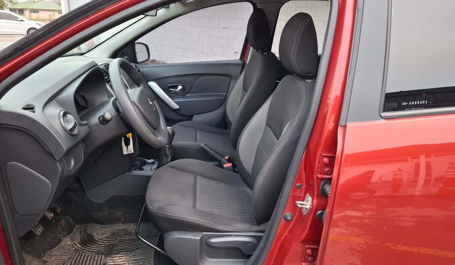 Renault Sandero Stepway 1.6 STEPWAY EXPRESSION Hatchback 2019