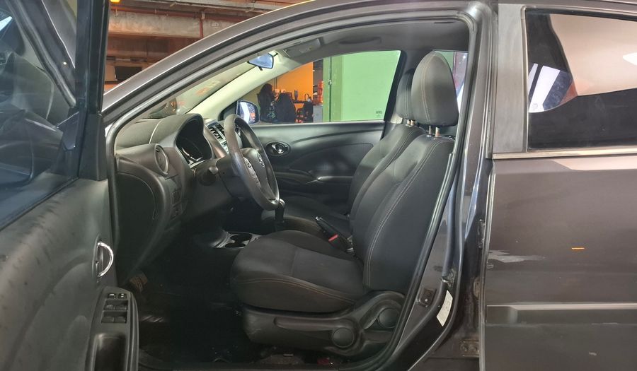 Nissan Versa 1.6 ADVANCE Sedan 2017