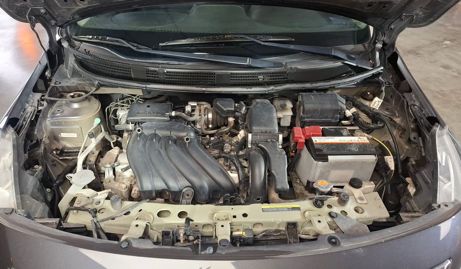 Nissan Versa 1.6 ADVANCE Sedan 2017
