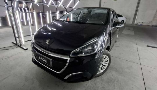 Peugeot • 208
