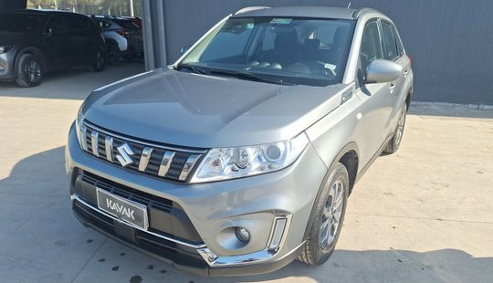 Suzuki • Vitara