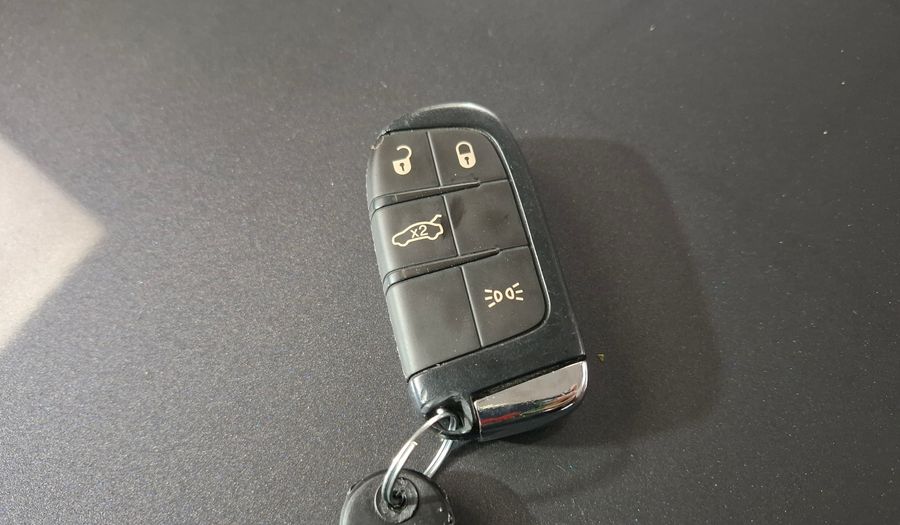 Fiat Cronos 1.3 PRECISION CVT Sedan 2023