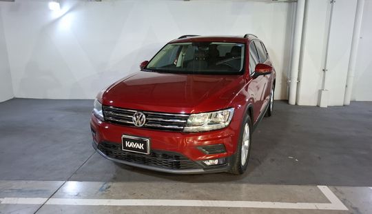 Volkswagen • Tiguan