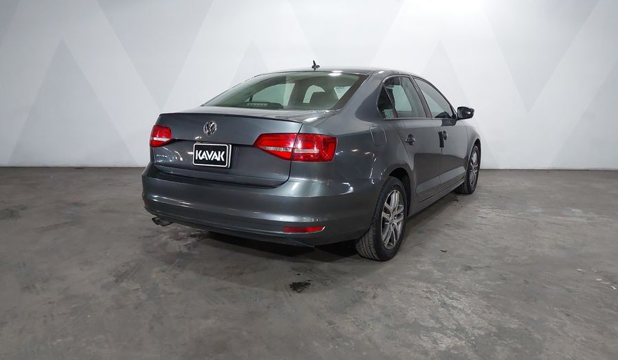 Volkswagen Jetta 2.5 TRENDLINE MT Sedan 2015