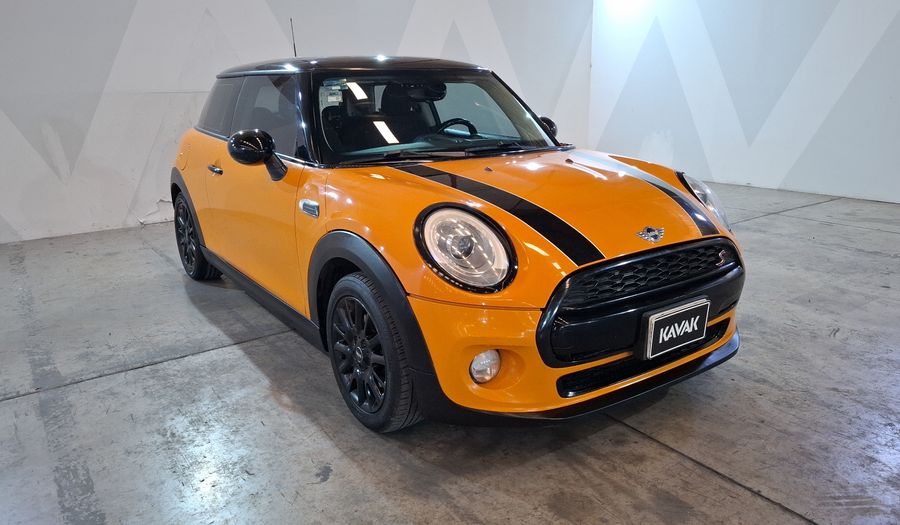 Mini Cooper 1.5 COOPER CHILI AT Hatchback 2016