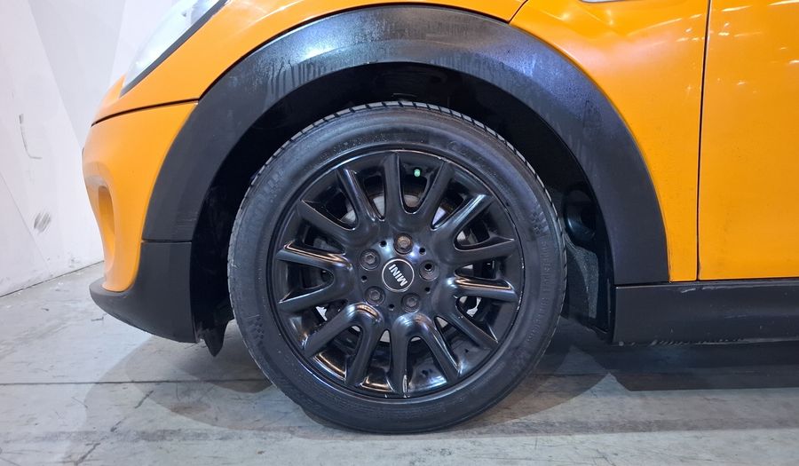 Mini Cooper 1.5 COOPER CHILI AT Hatchback 2016