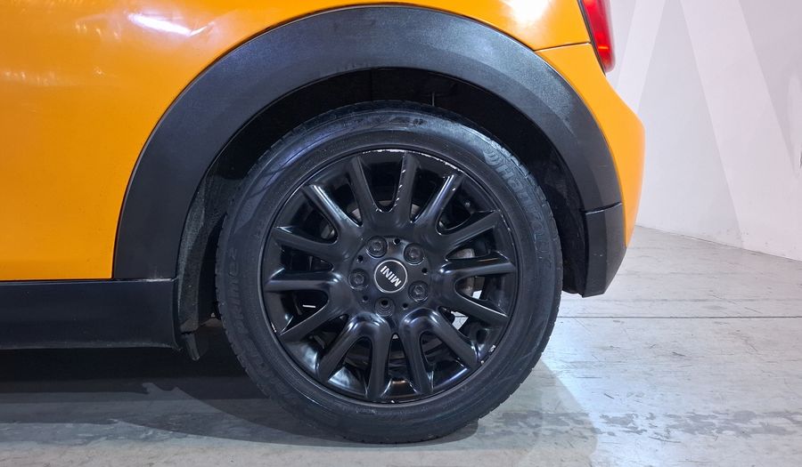 Mini Cooper 1.5 COOPER CHILI AT Hatchback 2016