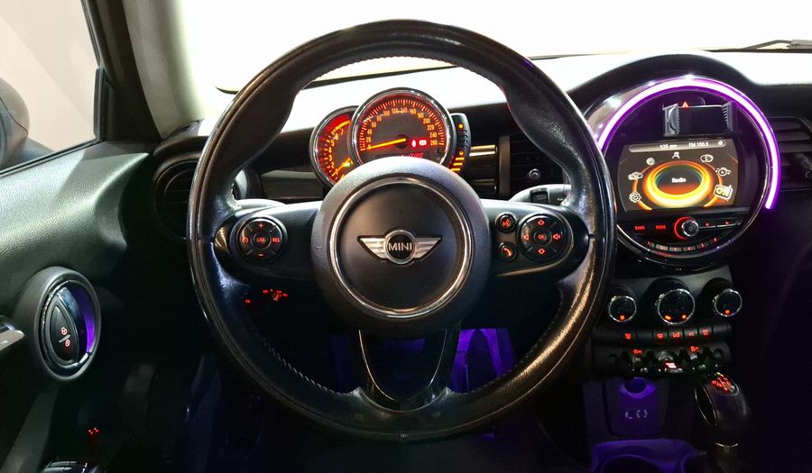 Mini Cooper 1.5 COOPER CHILI AT Hatchback 2016