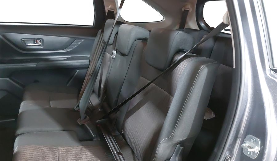 Toyota Avanza 1.5 XLE CVT Minivan 2024