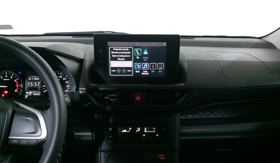 Toyota Avanza 1.5 XLE CVT Minivan 2024