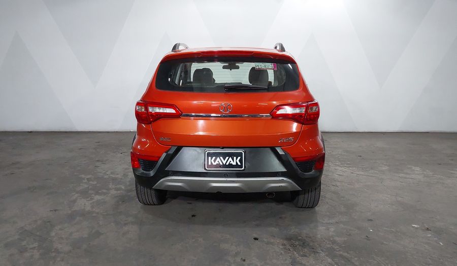 Baic X25 1.5 TOP AUTO Suv 2019