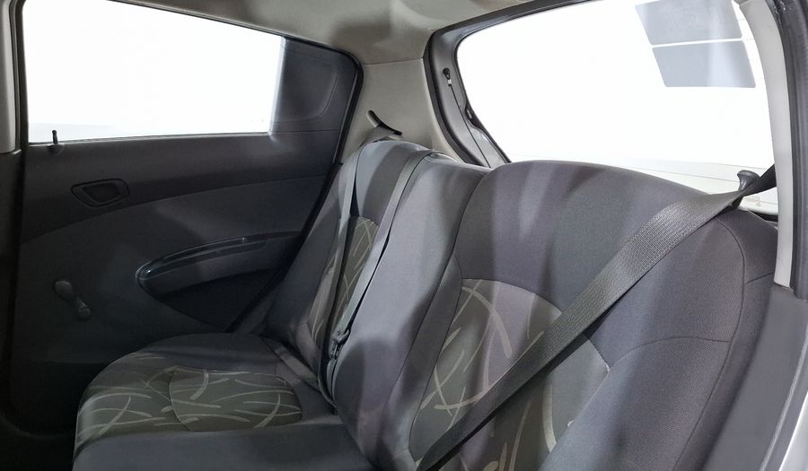 Chevrolet Spark 1.2 LT B MT Hatchback 2015