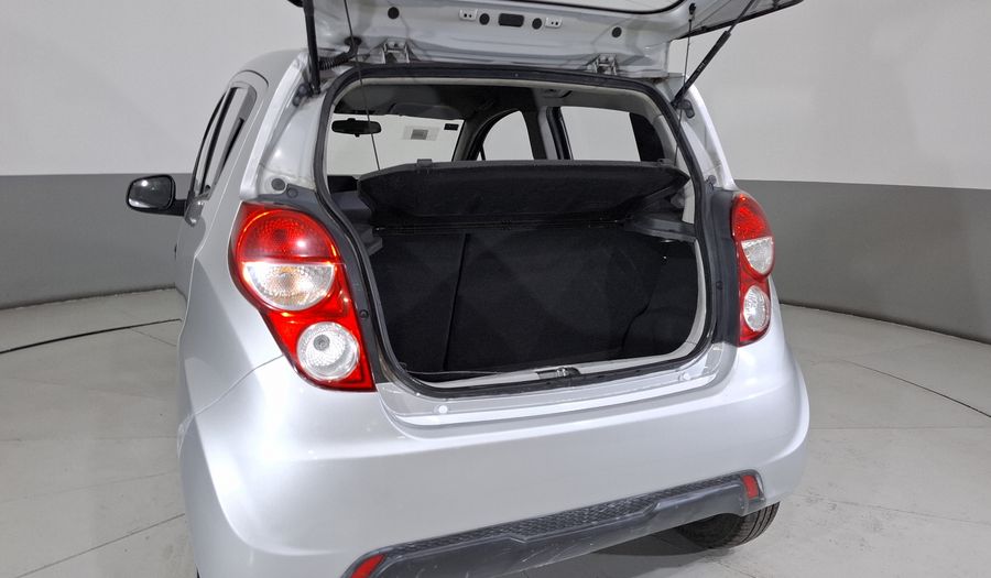 Chevrolet Spark 1.2 LT B MT Hatchback 2015