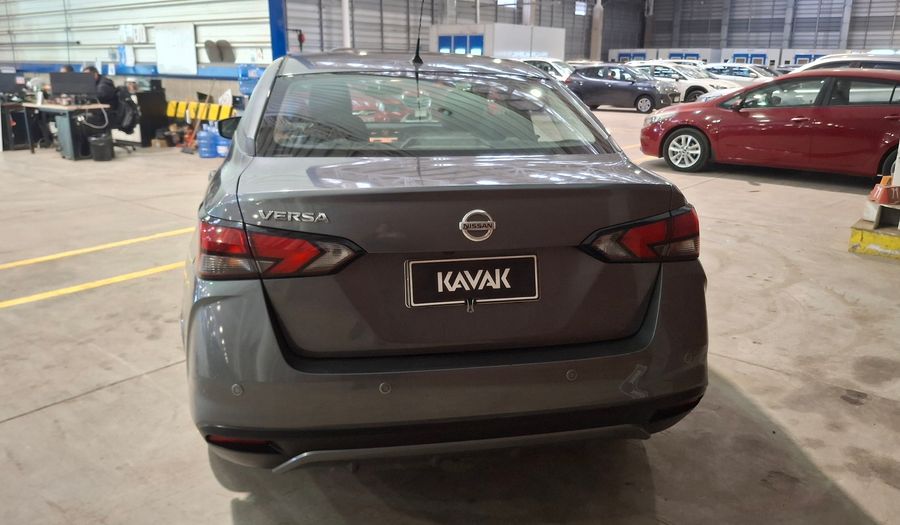 Nissan Versa 1.6 ADVANCE CVT Sedan 2021
