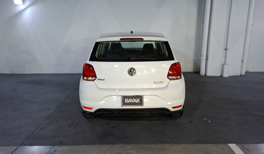 Volkswagen Polo 1.6 COMFORTLINE PLUS AUTO Hatchback 2020