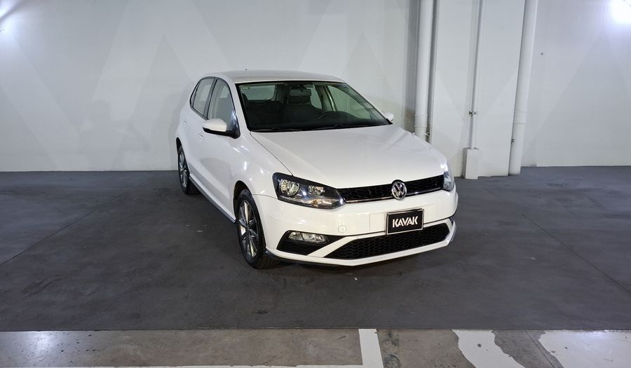Volkswagen Polo 1.6 COMFORTLINE PLUS AUTO Hatchback 2020