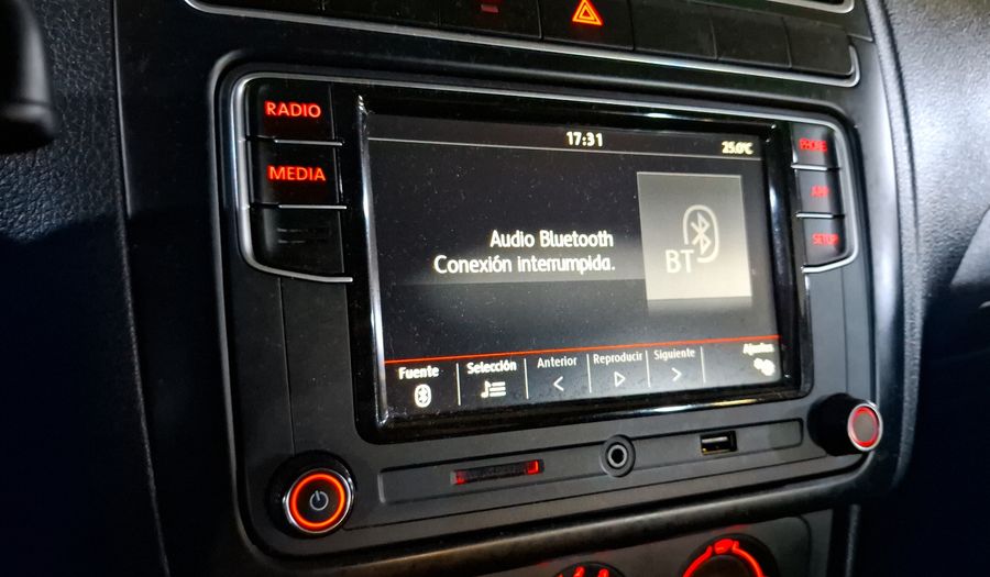 Volkswagen Polo 1.6 COMFORTLINE PLUS AUTO Hatchback 2020