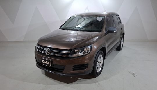 Volkswagen • Tiguan