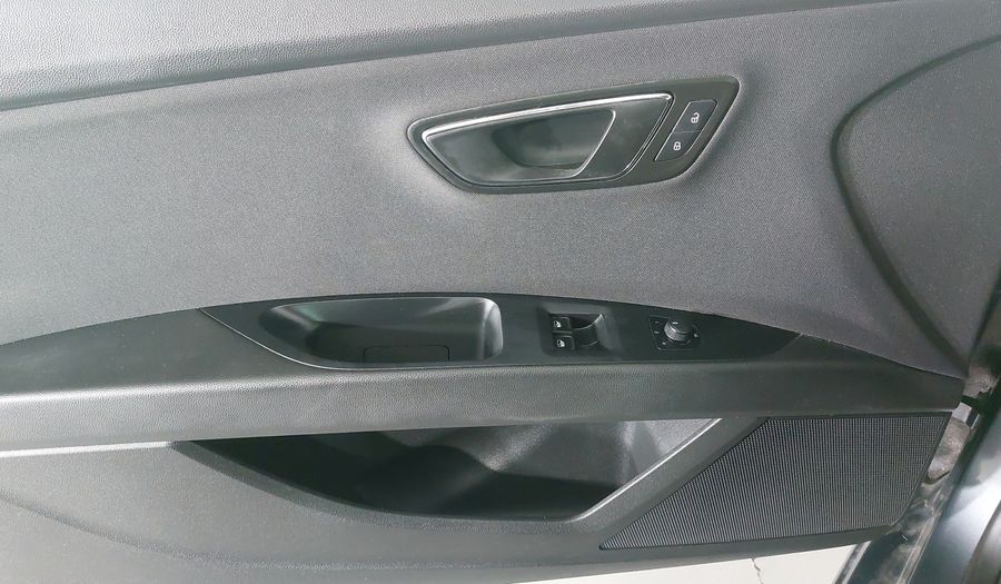 Seat Leon 1.4 SC STYLE 150HP DSG Hatchback 2016