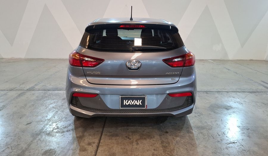 Hyundai Accent 1.6 GL MID Hatchback 2020