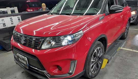 Suzuki • Vitara