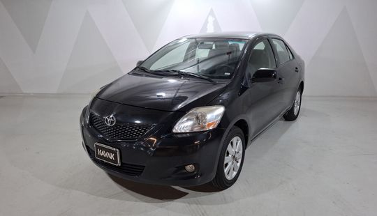 Toyota • Yaris