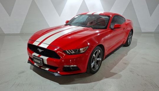 Ford • Mustang
