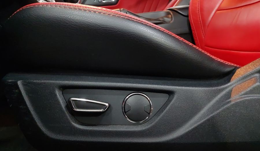 Ford Mustang 3.7 COUPE LUJO V6 TA TELA Coupe 2017